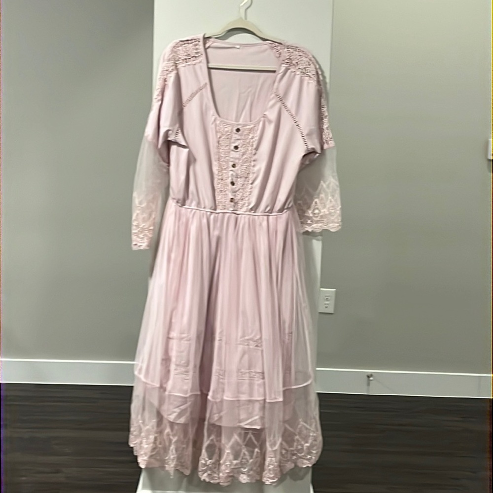 Lace dress